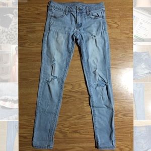 Distressed Light Wash Skinny Jeans